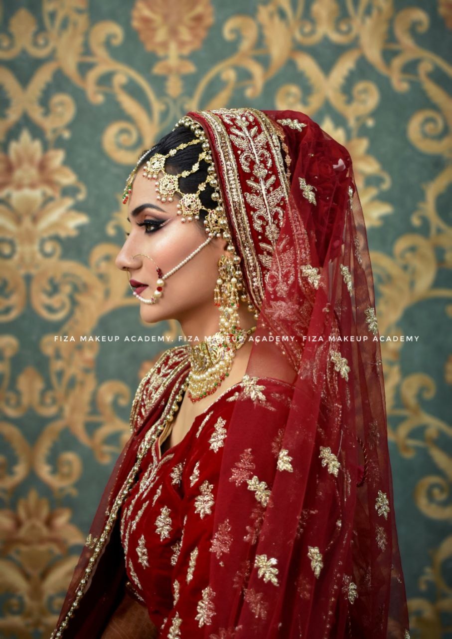 How to Choose a Makeup Artist in India in 2026: A Bride’s Evidence Checklist